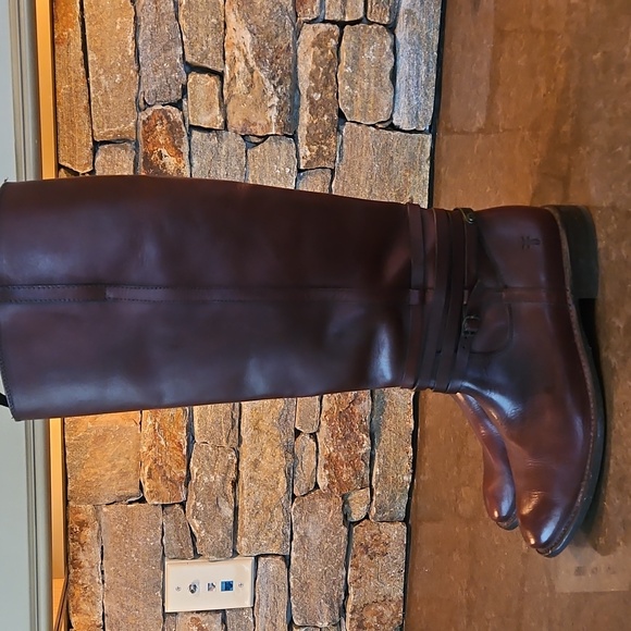 Frye Tall Boots Size 10 - Picture 3 of 9